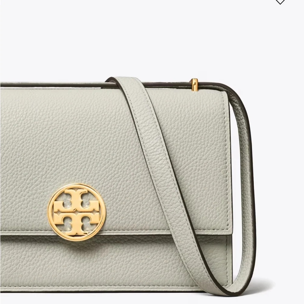 Tory Burch Pebbled Leather Crossbody in Soft Ivory with Gold Logo bag